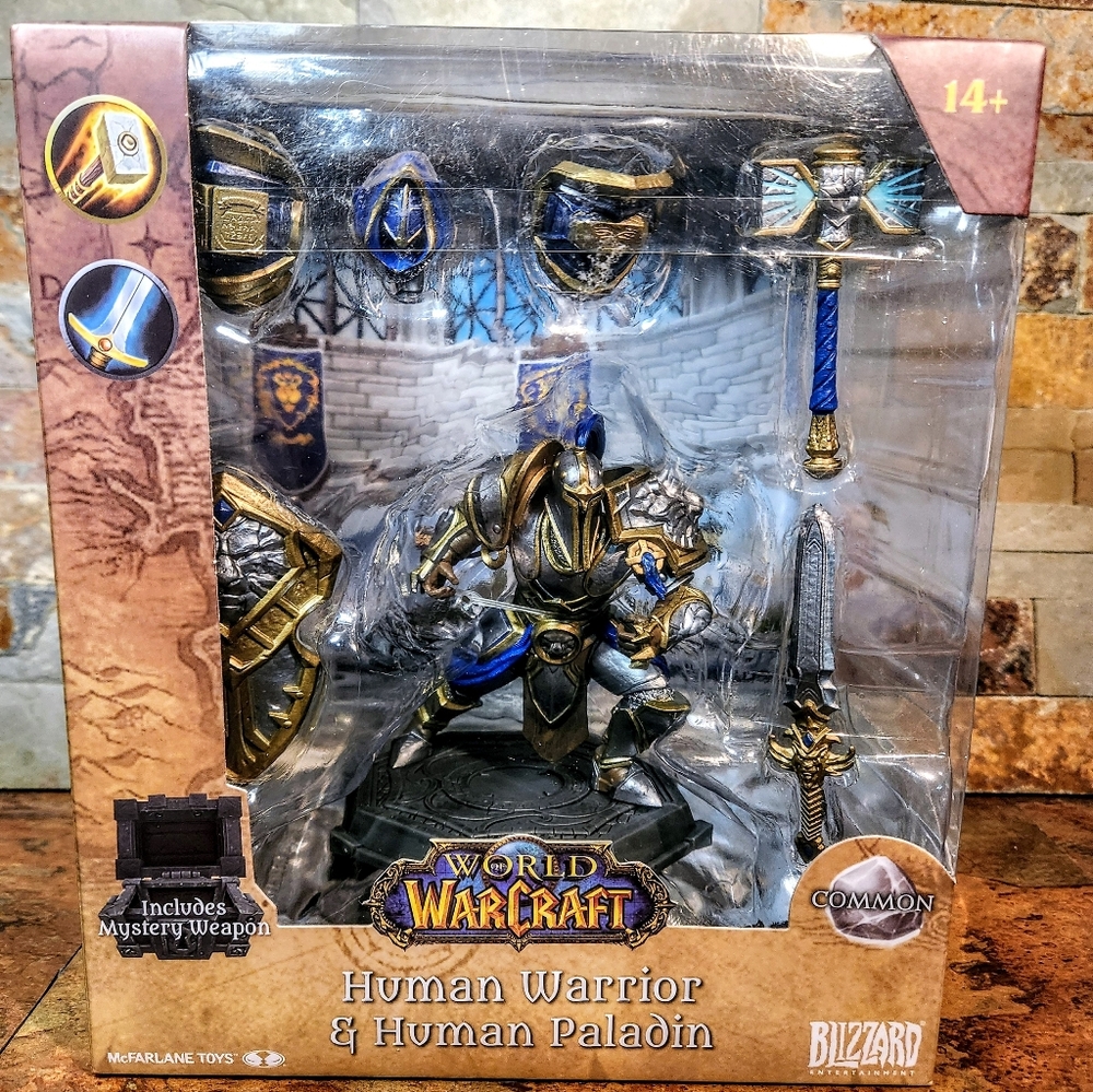 World Of Warcraft • Human Warrior & Human Paladin • Common • Blizzard Ent.